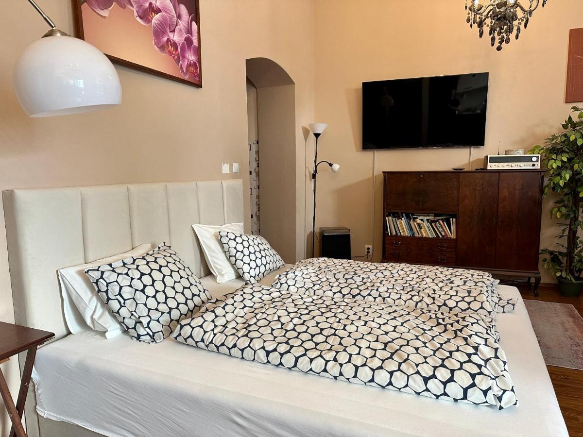 Home Away Main Square Apartment Poprad Exterior foto