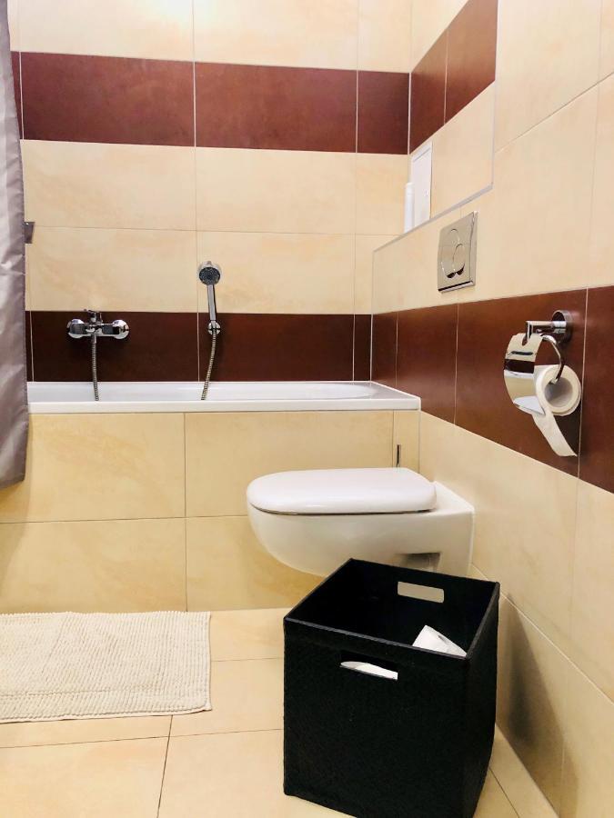 Home Away Main Square Apartment Poprad Exterior foto